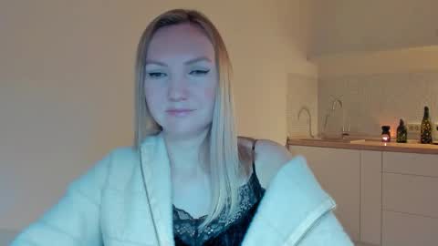 Snapshot of rock__baby chatting on 02-27-26, 10:32 rock__baby online show from 02-27-26, 10:32