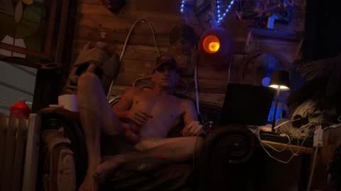 Snapshot of rockemx chatting on 11-01-25, 04:09 rockemx online show from 11-01-25, 04:09