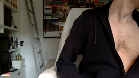 RocketViper online show from 05-08-26, 02:55