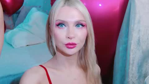 Lina and Den online show from 02-17-26, 06:21