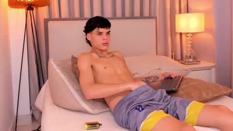 Snapshot of rockywood20cm chatting on 10-03-25, 07:44 RockyWood20CM online show from 10-03-25, 07:44