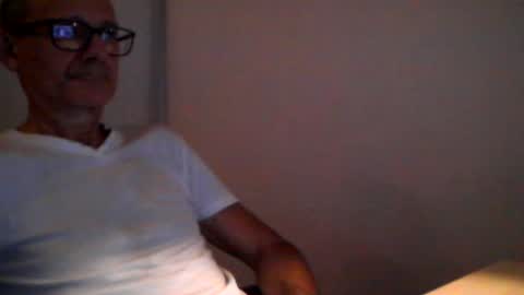 Snapshot of rodahot4 chatting on 07-10-26, 04:31 rodahot4 online show from 07-10-26, 04:31