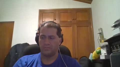 Snapshot of rodfer chatting on 12-17-25, 08:31 Rodfer online show from 12-17-25, 08:31