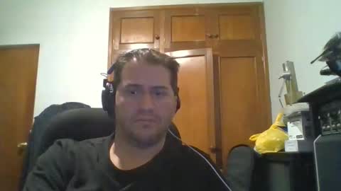 Snapshot of rodfer chatting on 12-23-25, 08:34 Rodfer online show from 12-23-25, 08:34