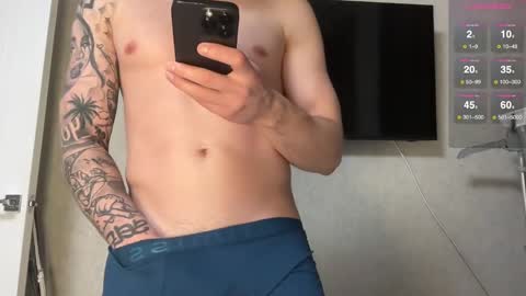 Snapshot of rodrigoveira chatting on 12-19-24, 02:01 Rodrigo online show from 12-19-24, 02:01