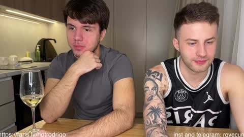 Snapshot of rodrigoveira chatting on 01-31-25, 04:48 Rodrigo online show from 01-31-25, 04:48