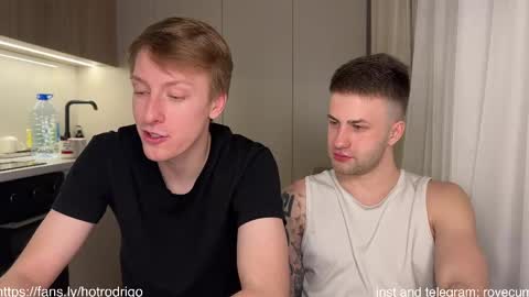 Snapshot of rodrigoveira chatting on 02-25-25, 02:03 Rodrigo online show from 02-25-25, 02:03