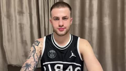 Snapshot of rodrigoveira chatting on 09-19-25, 10:21 Rodrigo online show from 09-19-25, 10:21