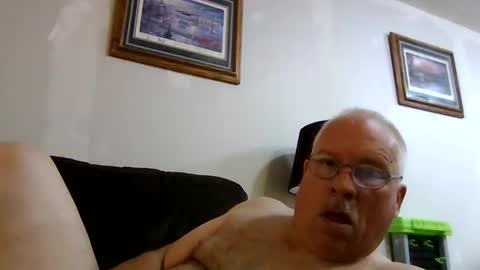 Snapshot of rodstud641 chatting on 10-31-25, 11:22 rodstud641 online show from 10-31-25, 11:22