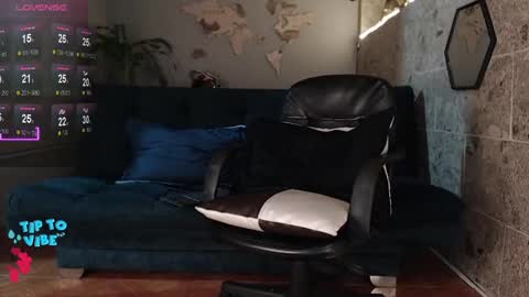 Snapshot of rogert_xx chatting on 02-18-25, 01:54 Rogert online show from 02-18-25, 01:54