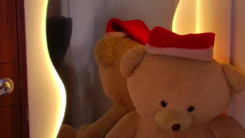 Snapshot of rohanalan_ chatting on 12-09-24, 03:50 Sof online show from 12-09-24, 03:50