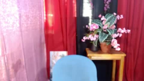 roianboyyy online show from 06-18-26, 11:53