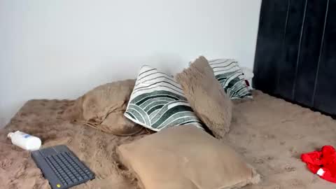 rojita30 online show from 04-18-26, 07:58