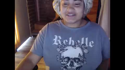 Snapshot of rokyhilary chatting on 03-23-26, 03:38 jesabel online show from 03-23-26, 03:38