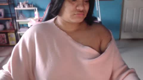 Snapshot of rokyhilary chatting on 06-13-26, 06:50 jesabel online show from 06-13-26, 06:50