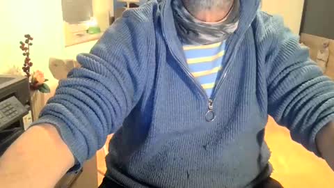 rolandloser1000 online show from 01-09-25, 06:15