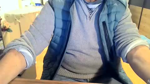 rolandloser1000 online show from 01-19-25, 04:25