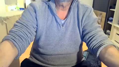 rolandloser1000 online show from 01-19-25, 07:37