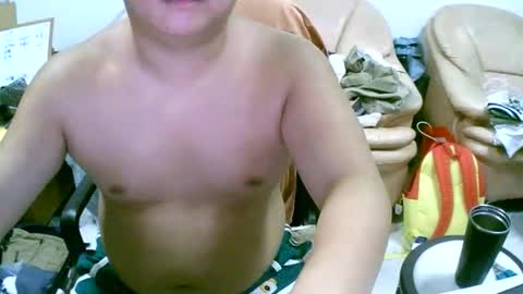 Snapshot of rolleacban chatting on 11-07-25, 08:09 Rolleac online show from 11-07-25, 08:09