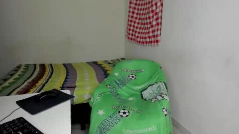 rolling_05 online show from 03-15-26, 04:07