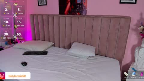 Snapshot of rolyloren chatting on 02-05-25, 01:22 Marcela online show from 02-05-25, 01:22