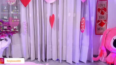 Snapshot of rolyloren chatting on 02-08-25, 08:42 Marcela online show from 02-08-25, 08:42