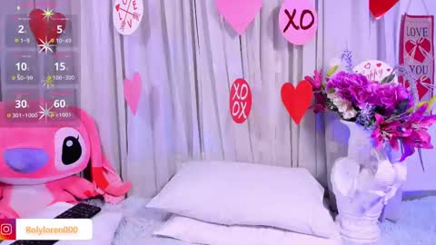 Snapshot of rolyloren chatting on 02-11-25, 12:17 Marcela online show from 02-11-25, 12:17