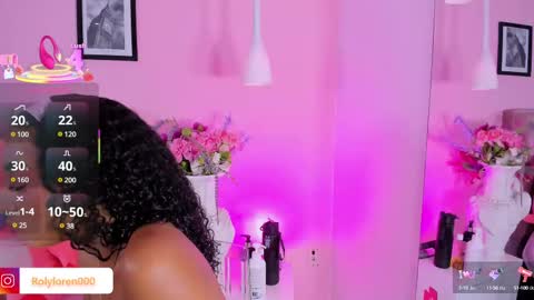 Snapshot of rolyloren chatting on 03-07-25, 09:38 Marcela online show from 03-07-25, 09:38