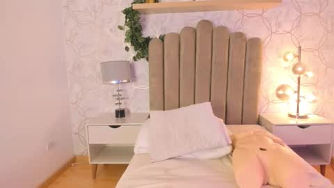   online show from 12-06-24, 04:06