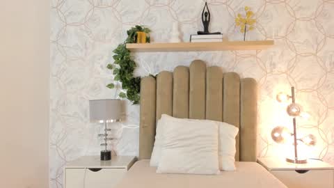   online show from 01-25-25, 11:44