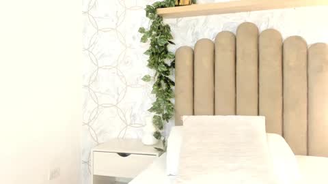   online show from 03-01-25, 11:28