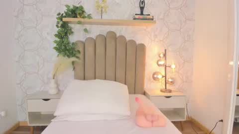   online show from 11-29-25, 12:41