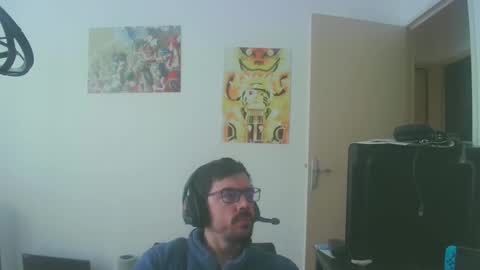 Snapshot of romainb72 chatting on 02-04-25, 12:00 romainb72 online show from 02-04-25, 12:00