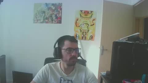 Snapshot of romainb72 chatting on 03-11-25, 08:30 romainb72 online show from 03-11-25, 08:30