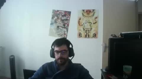 Snapshot of romainb72 chatting on 09-16-25, 07:09 romainb72 online show from 09-16-25, 07:09