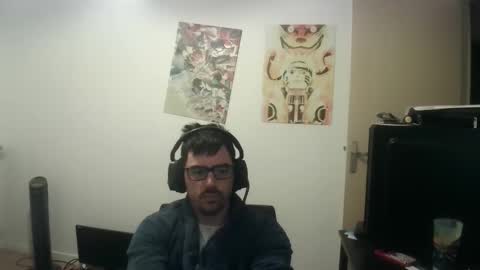 Snapshot of romainb72 chatting on 09-23-25, 05:32 romainb72 online show from 09-23-25, 05:32