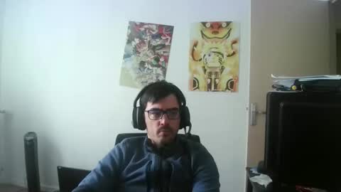 Snapshot of romainb72 chatting on 10-23-25, 01:21 romainb72 online show from 10-23-25, 01:21