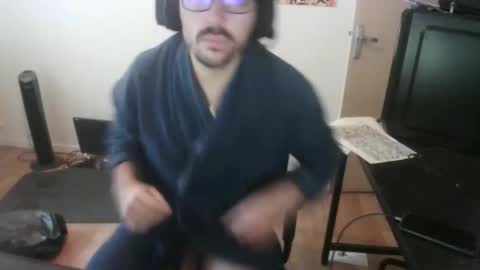 Snapshot of romainb72 chatting on 12-04-25, 08:01 romainb72 online show from 12-04-25, 08:01