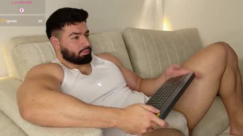 Roman Lux online show from 10-22-25, 04:24