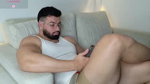 Roman Lux online show from 11-26-25, 07:42