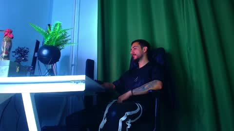 romaniamaster1 online show from 04-22-26, 05:43