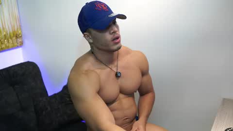 romano_kentt12 online show from 07-28-26, 04:41