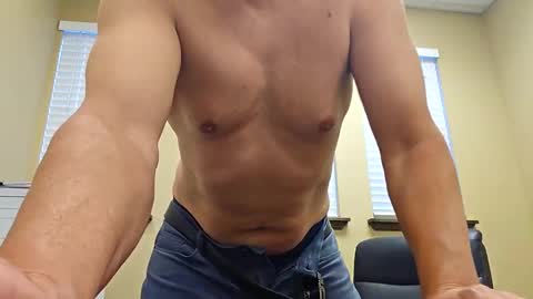 Snapshot of romanteeks chatting on 02-11-25, 12:28 romanteeks online show from 02-11-25, 12:28