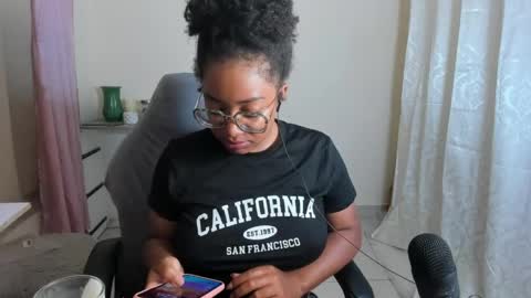 Is A Belle online show from 05-11-26, 04:29