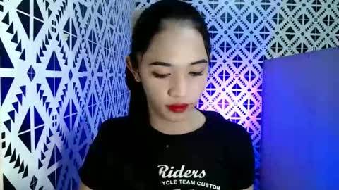 empress online show from 02-13-25, 07:42