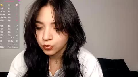 Snapshot of romeliahastert chatting on 09-17-25, 10:39 Anica online show from 09-17-25, 10:39