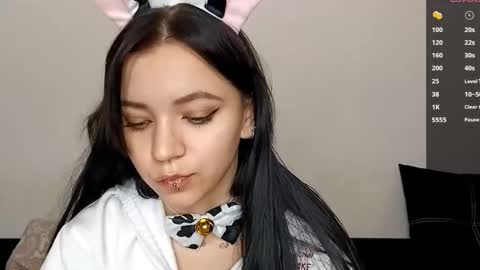 Snapshot of romeliahastert chatting on 09-23-25, 03:26 Anica online show from 09-23-25, 03:26