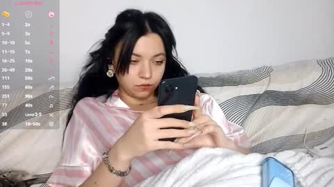 Snapshot of romeliahastert chatting on 10-02-25, 05:42 Anica online show from 10-02-25, 05:42