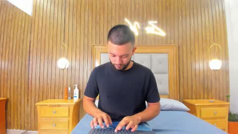 Romeo Bossi online show from 03-24-26, 11:26