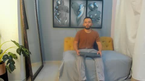 Romeo Bossi online show from 04-06-26, 11:11